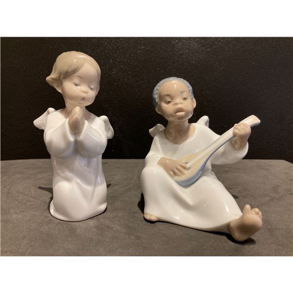 Pair of Lladro Figurines