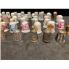 Image 3 : Large Collection of Vintage Thimbles