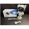 Image 1 : 1 USB Powered Astronaut Star Projector Lamp with Remote - New