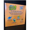 Image 2 : 8PC Scrub Daddy Sponge Set - Variety Colors - Scratch-Free Multipurpose Sponges - New