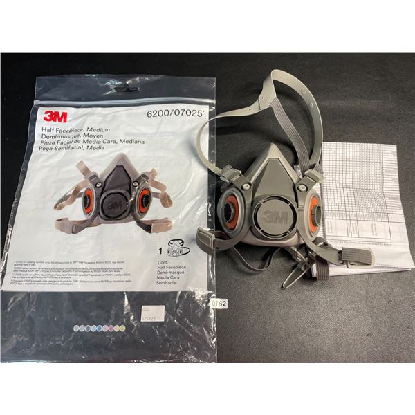 1 3M Half Facepiece Reusable Respirator Mask - Medium - New