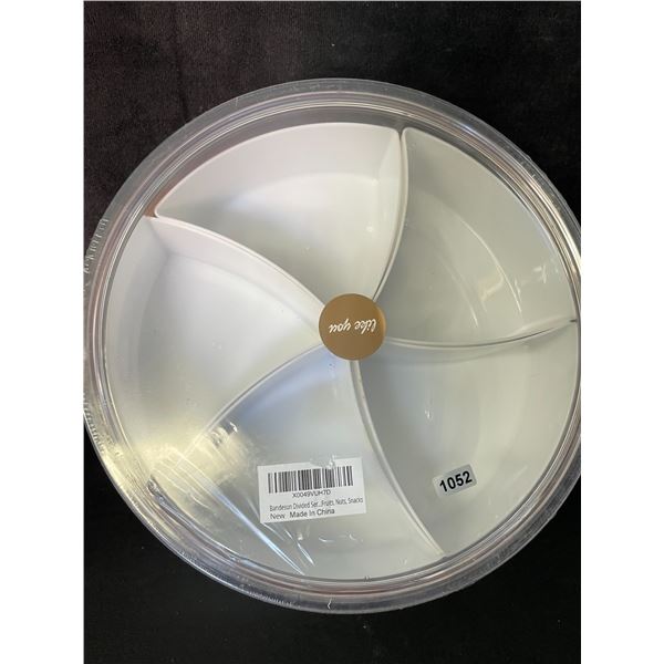 1 5-Compartment Snack/Fruit & Vegetable Food Tray with Lid - New Sealed