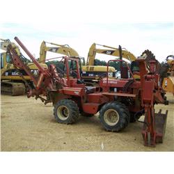 DITCH WITCH R033 TRENCHER