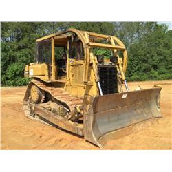 CAT D6H CRAWLER TRACTOR