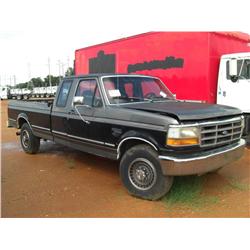 1993 FORD F250 EXTENDED CAB PICKUP