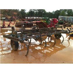 FORD 4 ROW CHISEL PLOW