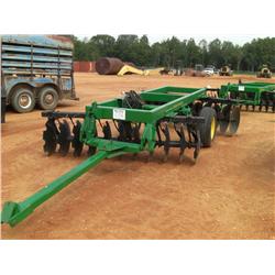 UNUSED 8' JOHN DEERE OFFSET DISC HARROW