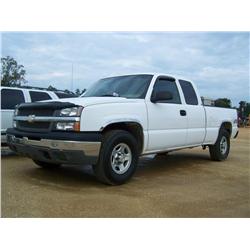 2004 CHEVROLET 4X4 EXTENDED CAB PICKUP