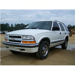 2001 CHEVROLET BLAZER 4X4