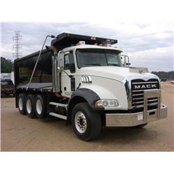 2006 MACK CT713 TRI-AXLE DUMP