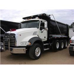 2006 MACK CT713 TRI-AXLE DUMP