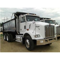 2005 KENWORTH T800B T/A DUMP