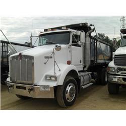 2005 KENWORTH T800B T/A DUMP