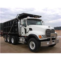 2003 MACK CV713 TRI-AXLE DUMP