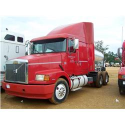 1997 VOLVO T/A TRUCK TRACTOR