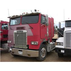 1985 FREIGHTLINER S/A TRUCK TRACTOR