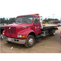 1999 INTERNATIONAL 4700 S/A ROLLBACK