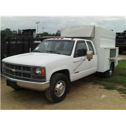 1994 CHEVROLET 3500 S/A SERVICE TRUCK