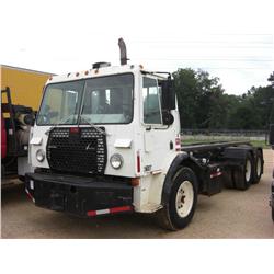 1985 CCC T/A ROLLBACK TRUCK