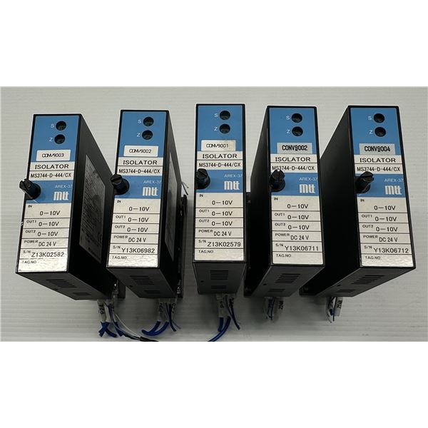 (5) MTT #MS3744-D-444/CX Isolators