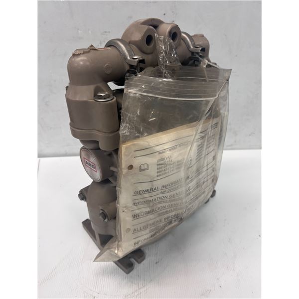 ARO #6661A3-322-C Diaphragm Pump 1" ANSI/DIN Flange 120PSI 8 Bar 1/4"NPT