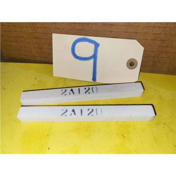 Set(2) Pierre de finition Blanc  / Light White Finishing Stick 6" x 1/2" x 1/2"