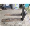 Image 1 : Forklift Wide Fork