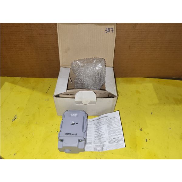 Parker P32SA94YON Regulator / Dump Valve