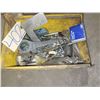 Image 2 : Box with Contain