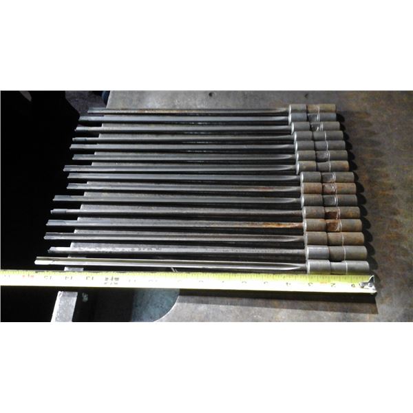 Lot(+/-225)  GunDrill  38 grosseur et longueur  .1250 a  .7575 et  10" à 32" longueur
