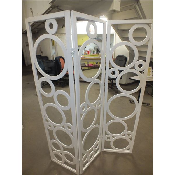 Decorative Divider