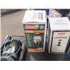 Image 1 : 3 Coleman Camping Lantern's