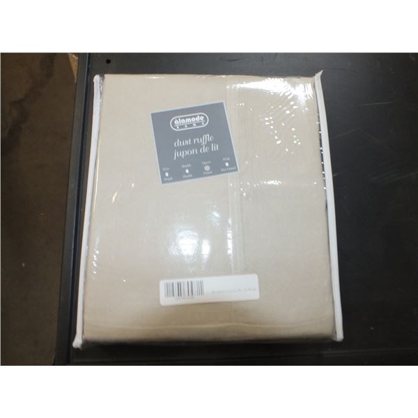 Queen Sized Dust Ruffle