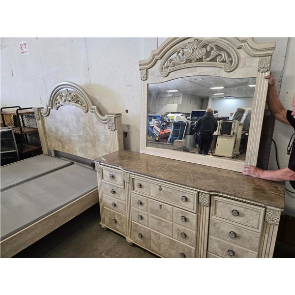 King Sized Bedroom Set