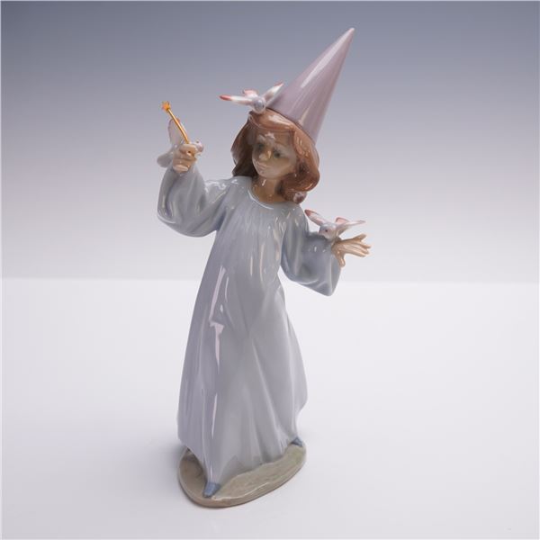 Lladro Porcelain Figurine, Magical Moment 1006171