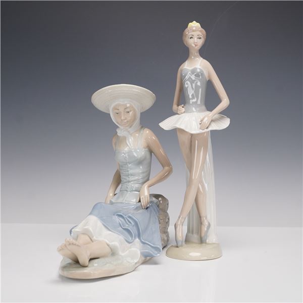 2pc Spanish Porcelain Figurines, Nao by Lladro and Casades