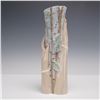 Image 6 : Casades Spanish Porcelain Vase, Hands Holding Tree Trunk