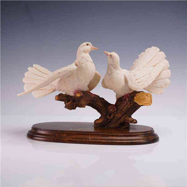 Giuseppe Armani Dove Figurine Pair on Branch
