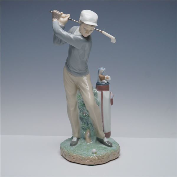 Lladro Figurine, Golfer 1004824