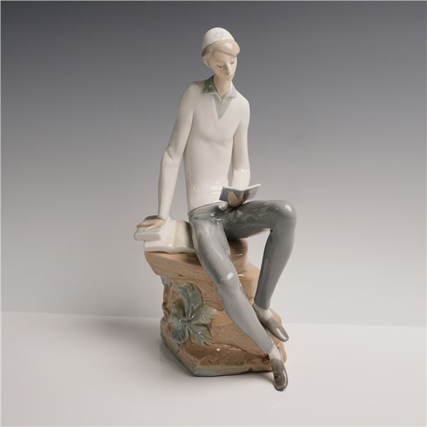 Lladro Porcelain Figurine, Hebrew Student 01004684