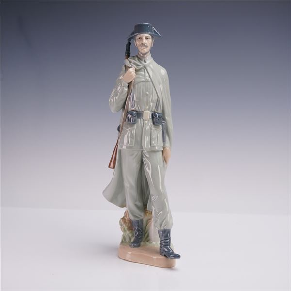 Lladro Porcelain Figurine, Spanish Policeman 1004889