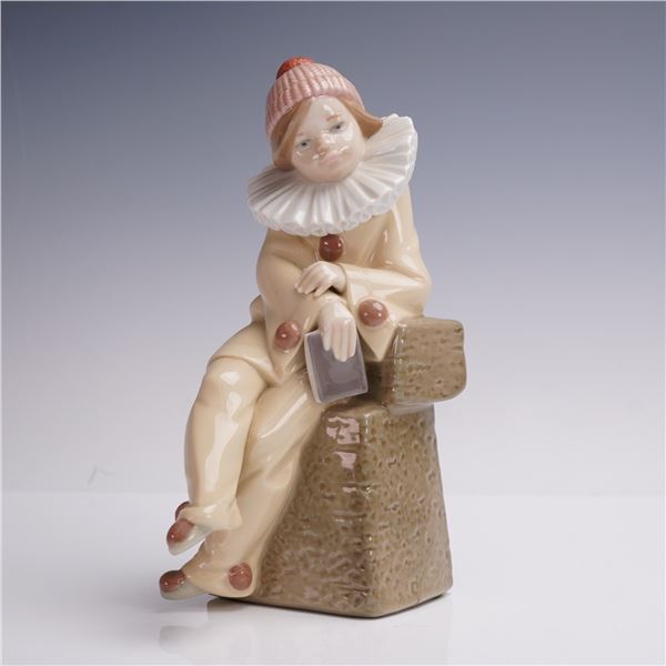 Lladro Porcelain Figurine, Little Jester 01005203