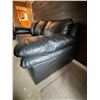 Image 1 : Couch