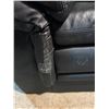 Image 2 : Chair