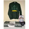 Image 1 : Athletic-wear and Sports Collectables