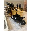 Image 4 : Kitchen Utensils