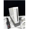 Image 2 : Nintendo Wii System & Controllers