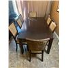 Image 1 : Kuolin Dining Table & Chairs