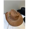 Image 2 : Cowboy Hats
