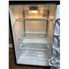 Image 3 : Danby Designer Bar Fridge